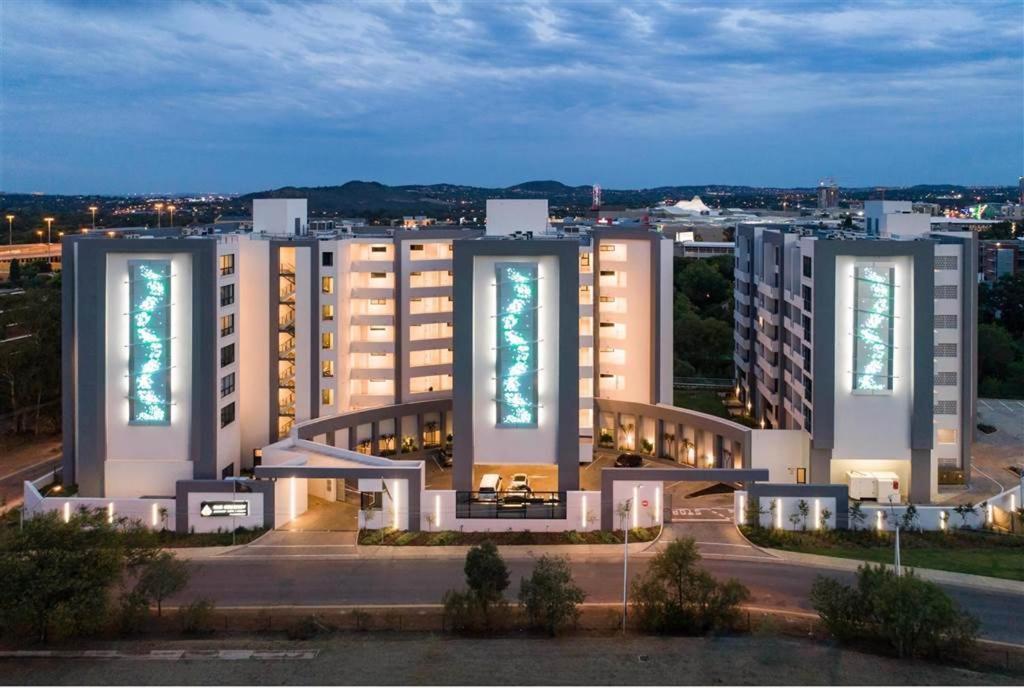 Regency Hotel Apartment @ 4Th Pretoria-Noord Zewnętrze zdjęcie